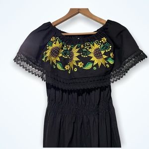 Vintage Embroidered Sunflower Dress Black Large